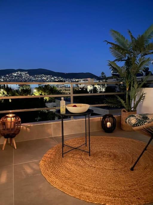 Cozy Apartment Opposite The Beach Афины Экстерьер фото